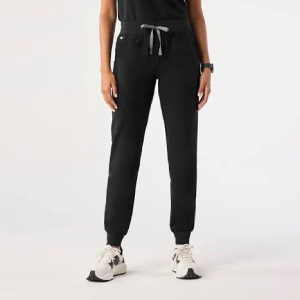 Figs Large Black Zamora Joggers